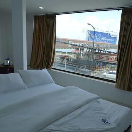 Port View Residency Pvr Hotel Nedumbassery Ngoại thất bức ảnh