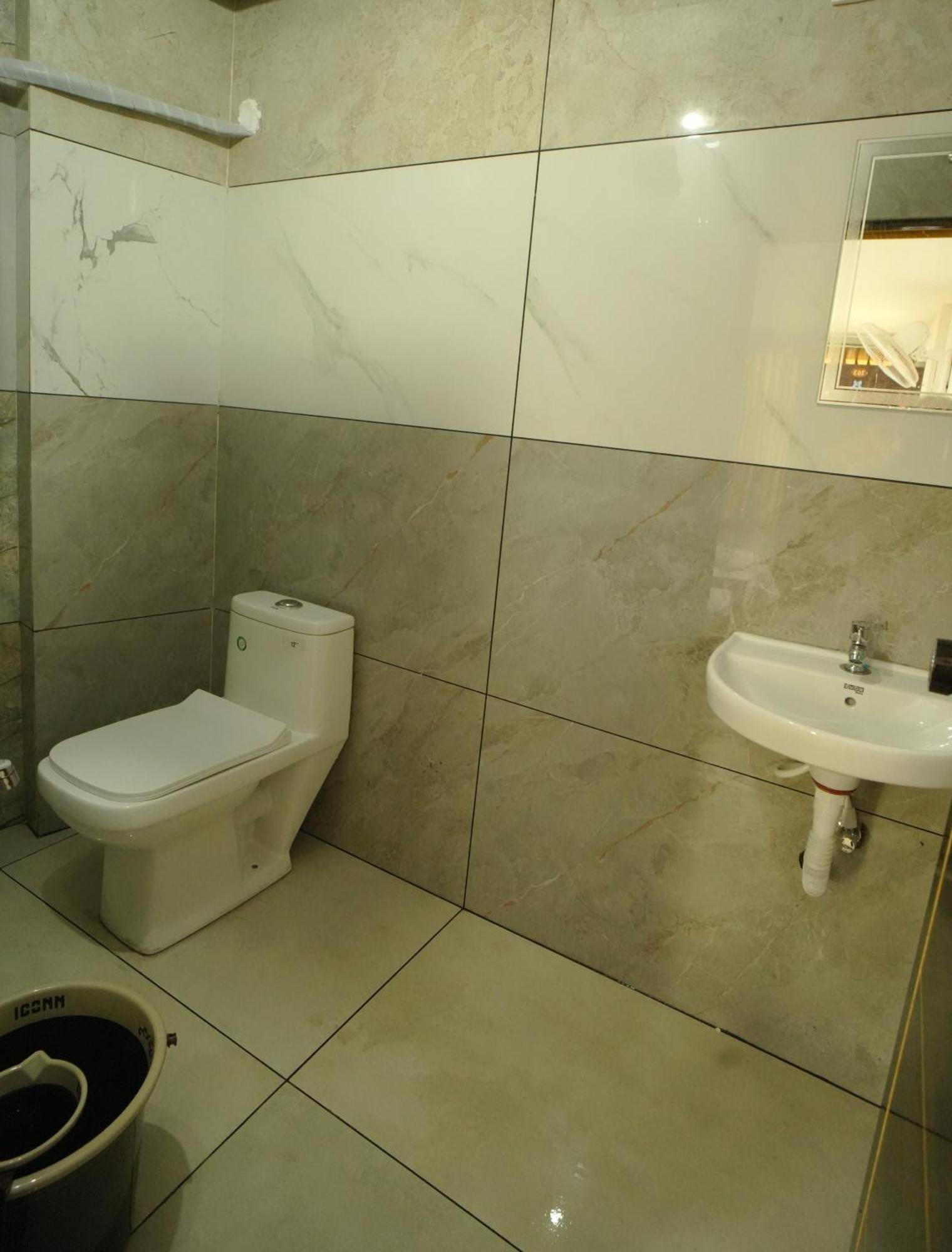 Port View Residency Pvr Hotel Nedumbassery Ngoại thất bức ảnh
