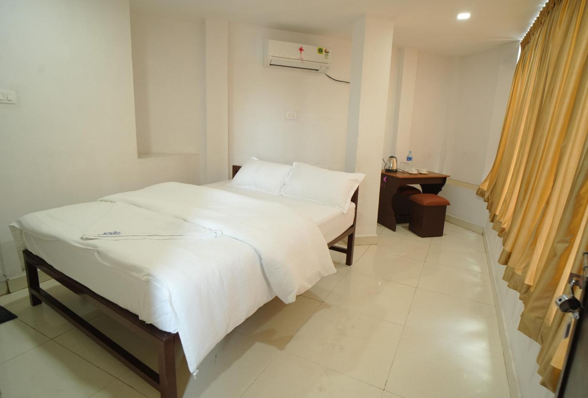 Port View Residency Pvr Hotel Nedumbassery Ngoại thất bức ảnh