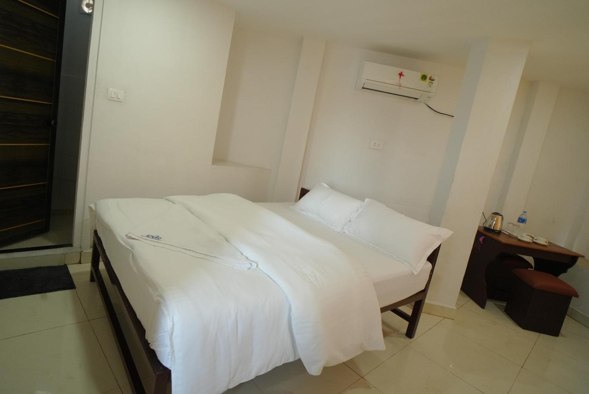 Port View Residency Pvr Hotel Nedumbassery Ngoại thất bức ảnh