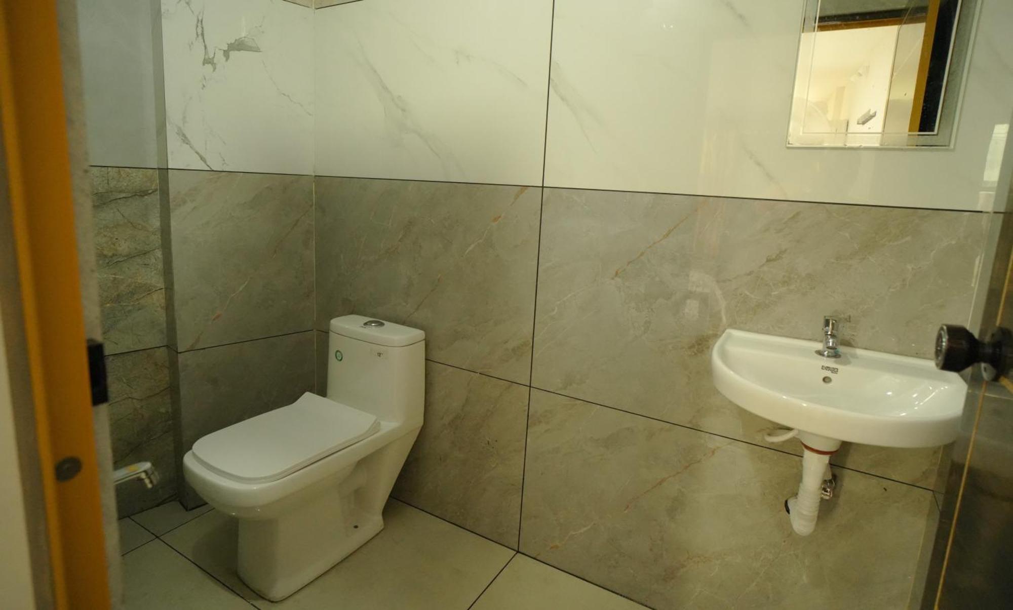 Port View Residency Pvr Hotel Nedumbassery Ngoại thất bức ảnh