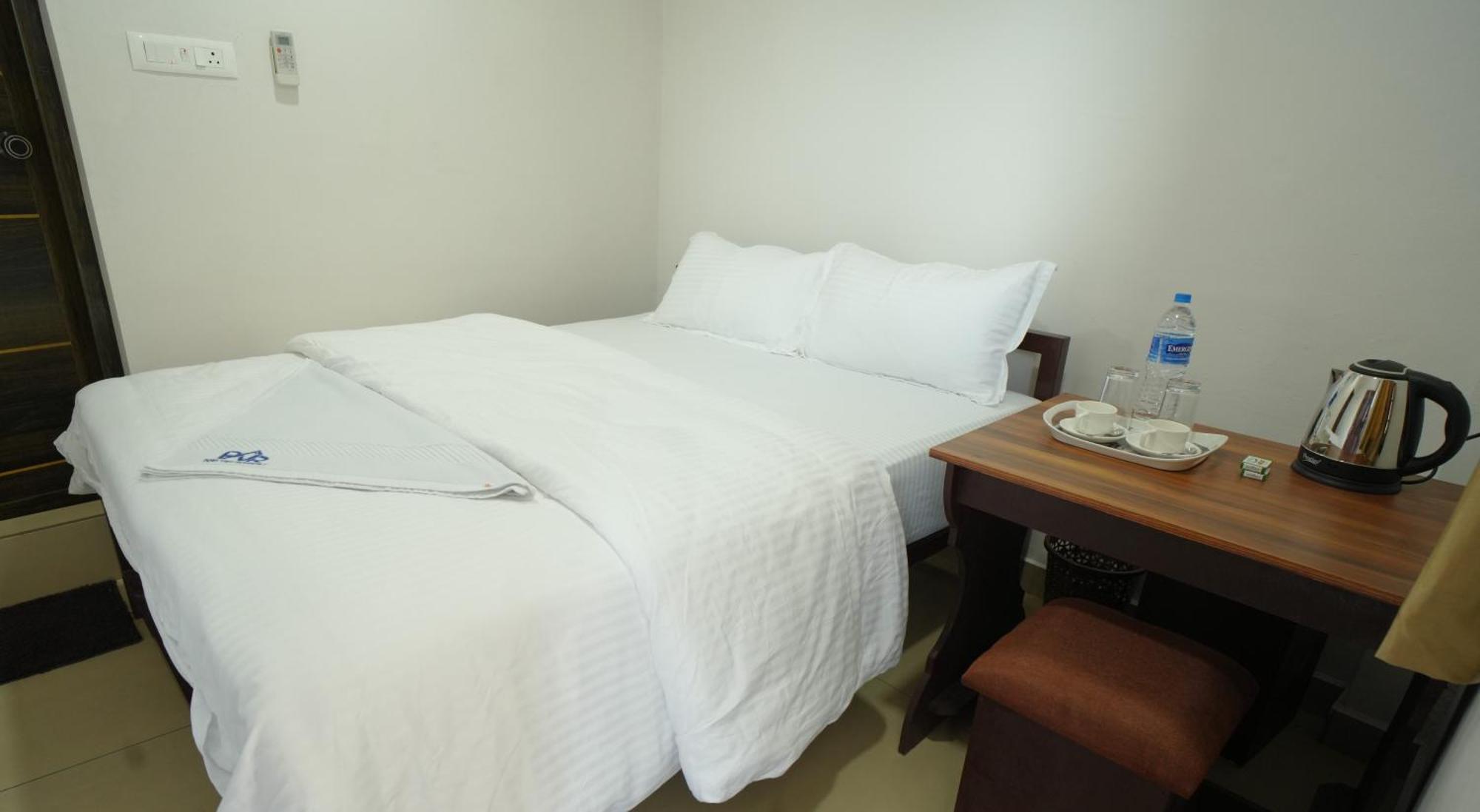 Port View Residency Pvr Hotel Nedumbassery Ngoại thất bức ảnh