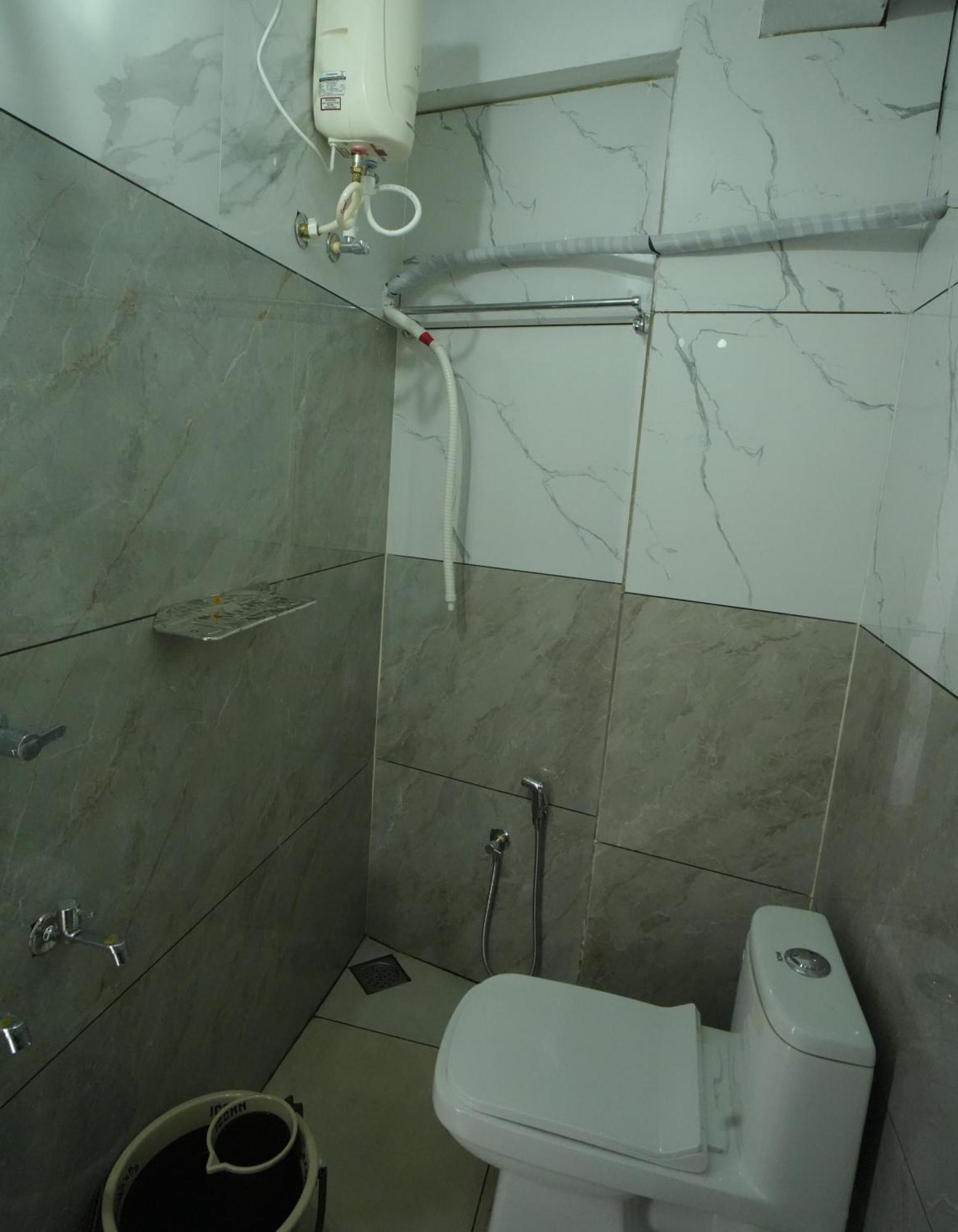 Port View Residency Pvr Hotel Nedumbassery Ngoại thất bức ảnh